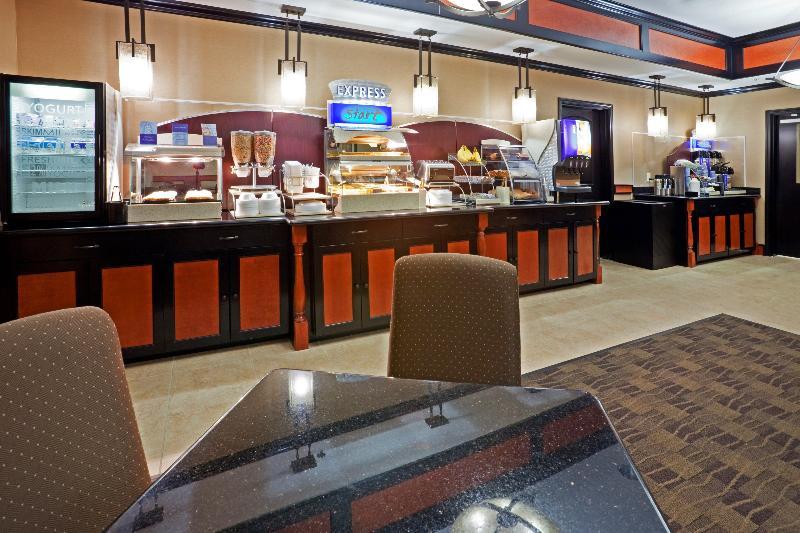 Comfort Inn & Suites Dallas Medical-Market Center Dış mekan fotoğraf