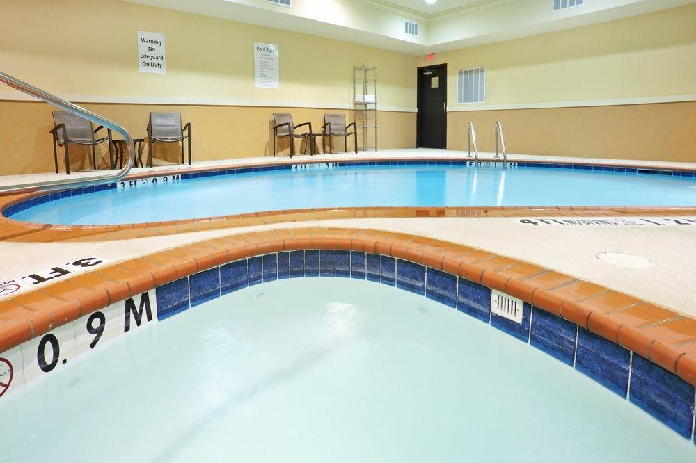Comfort Inn & Suites Dallas Medical-Market Center Dış mekan fotoğraf