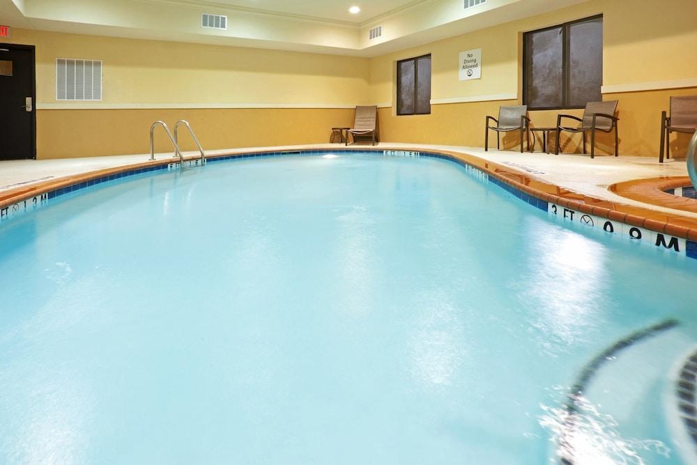 Comfort Inn & Suites Dallas Medical-Market Center Dış mekan fotoğraf