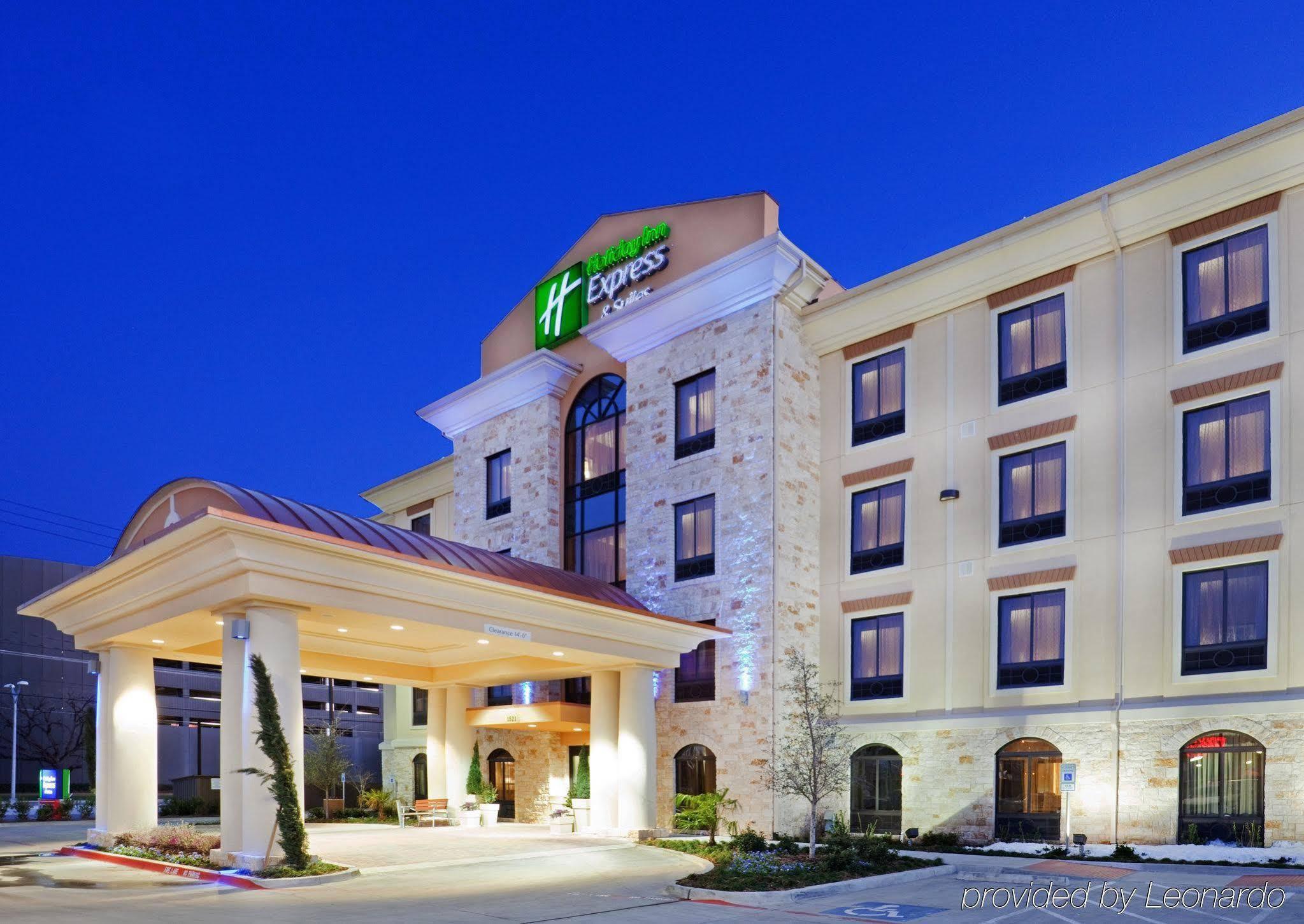 Comfort Inn & Suites Dallas Medical-Market Center Dış mekan fotoğraf