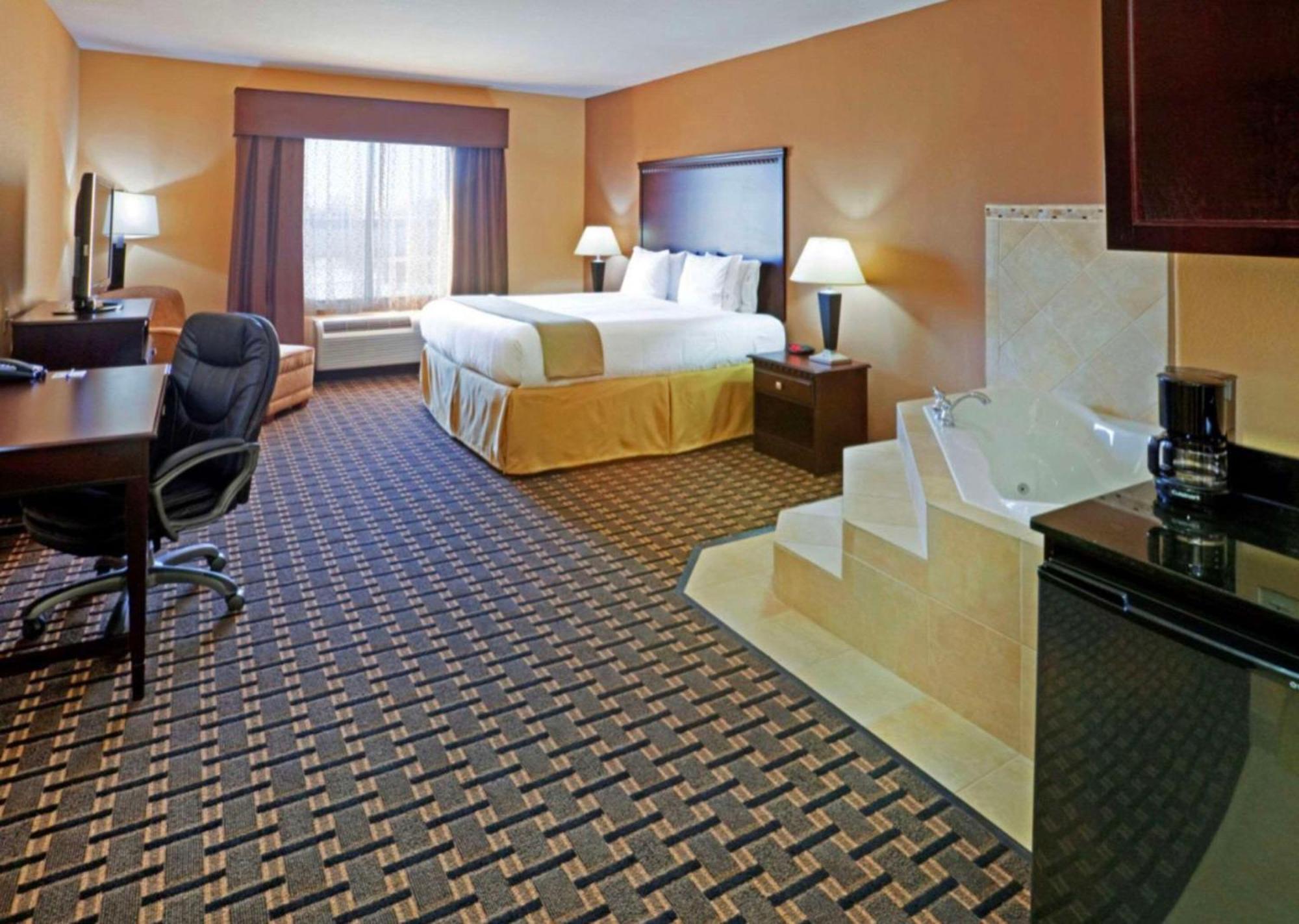 Comfort Inn & Suites Dallas Medical-Market Center Dış mekan fotoğraf